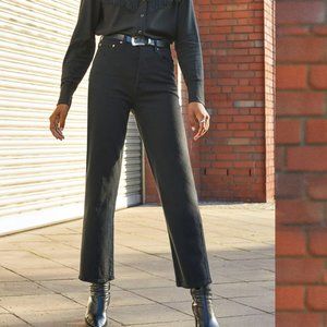 Levi's Ribcage Straight Ankle - Black - 32W x 27L